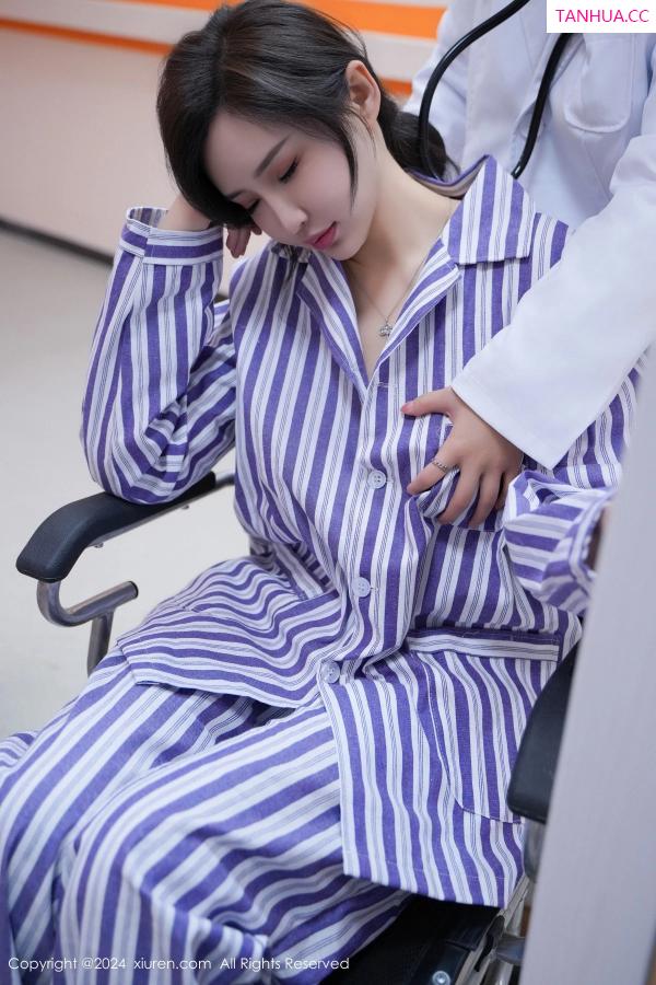 周妍希 奶瓶土肥圆 [XiuRen]高清写真图 2024.04.07 No.8346 Carol周妍希X 性感美臀第2张图片